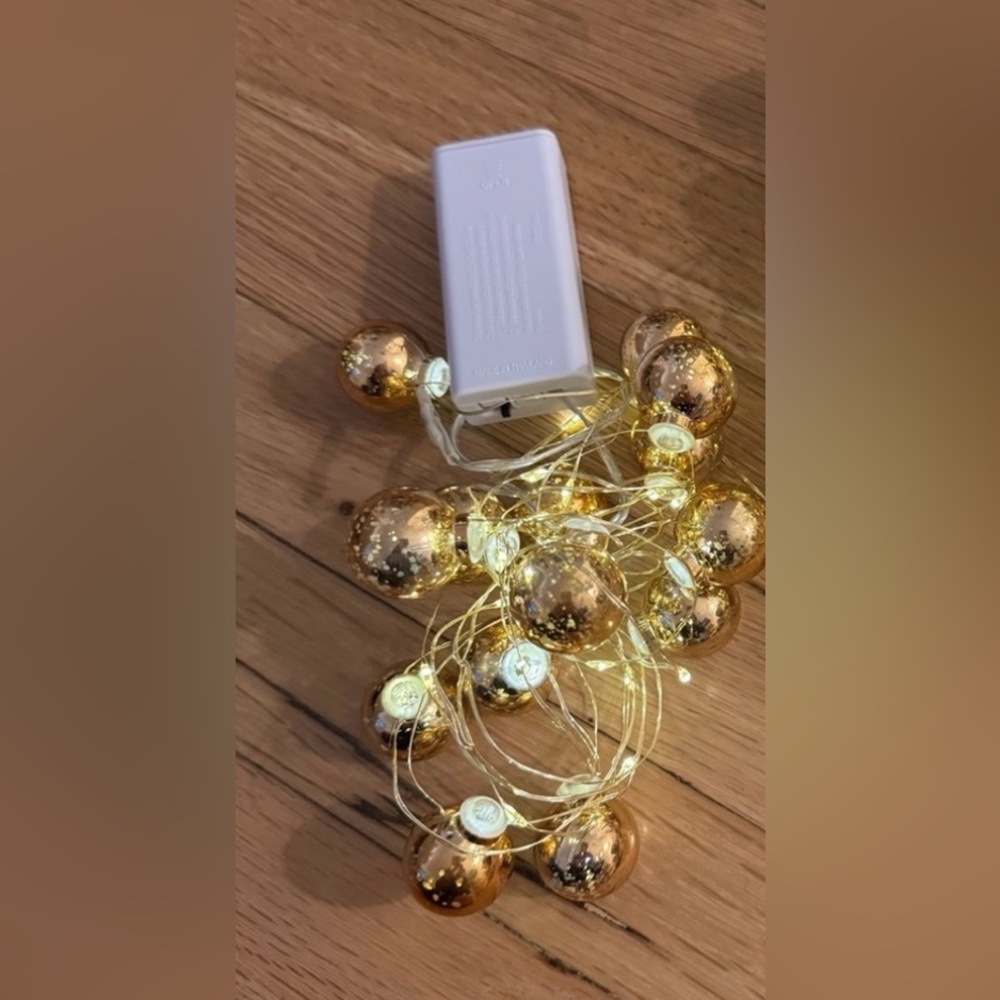 Gold Ornament Light Up String Christmas Lights